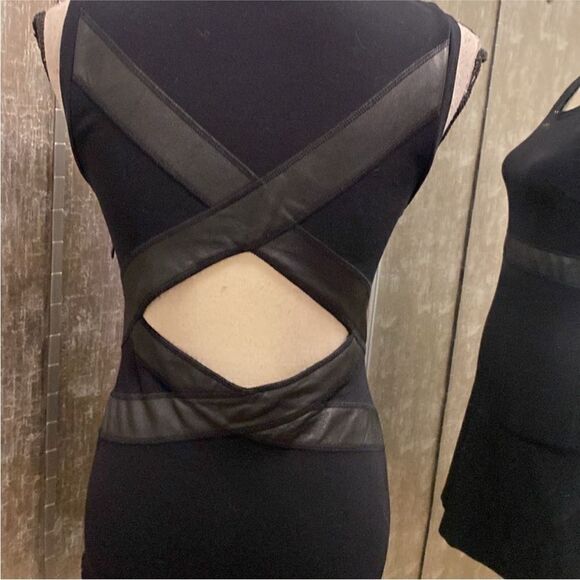 Sandro Elegant Black Cutout genuine leather detailed mini Dress, S - Picture 5 of 8